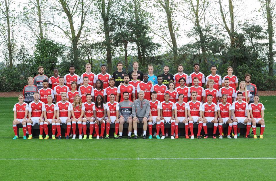 Kelly Smith on Arsenal Team Photo